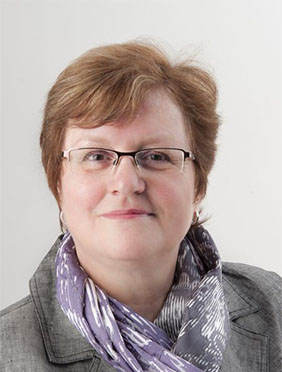blatt-und-kollegen-mitarbeiterinnen-Kraus